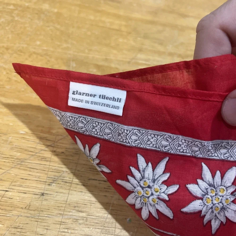 Glarner Tuechli Head Scarf Handkerchief Red White‎ Flowers Switzerland 18x18